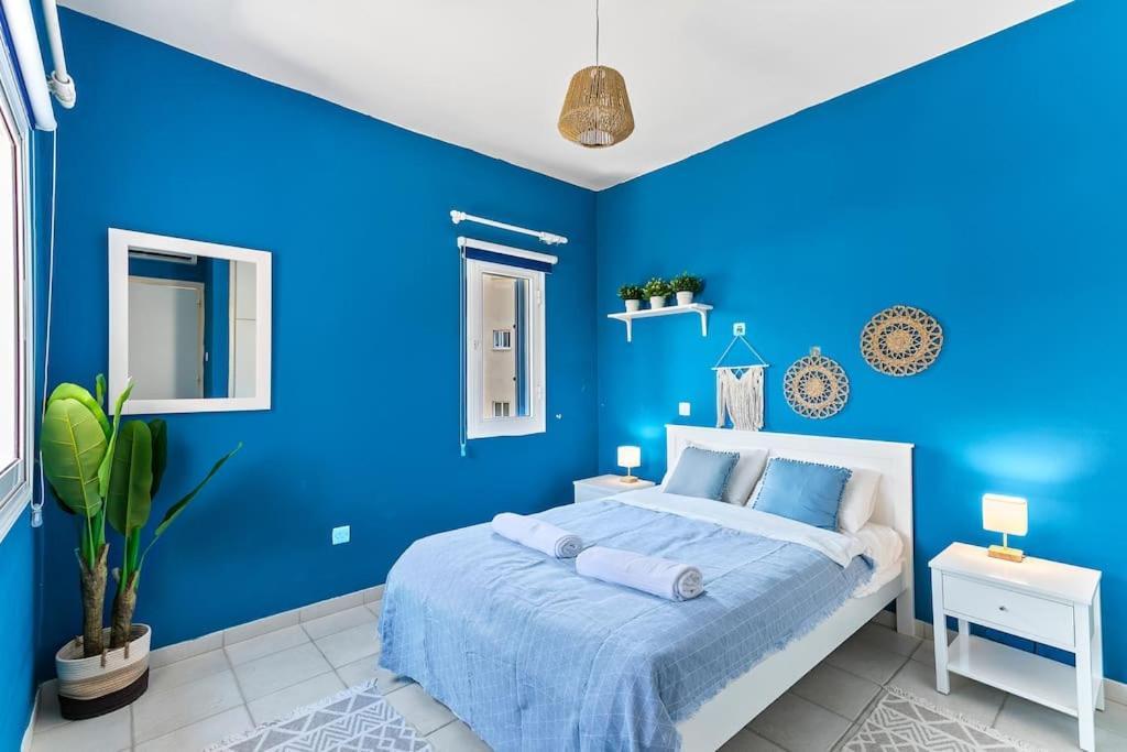 Charming 3-bedroom Maisonette With Pool Access At Regina Gardens, 700 M Venus *